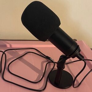 Black USB Microphone